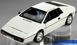Illustration for article titled Lotus Esprit Submarine Car From The Spy Who Loved Me Heading To Auction Again